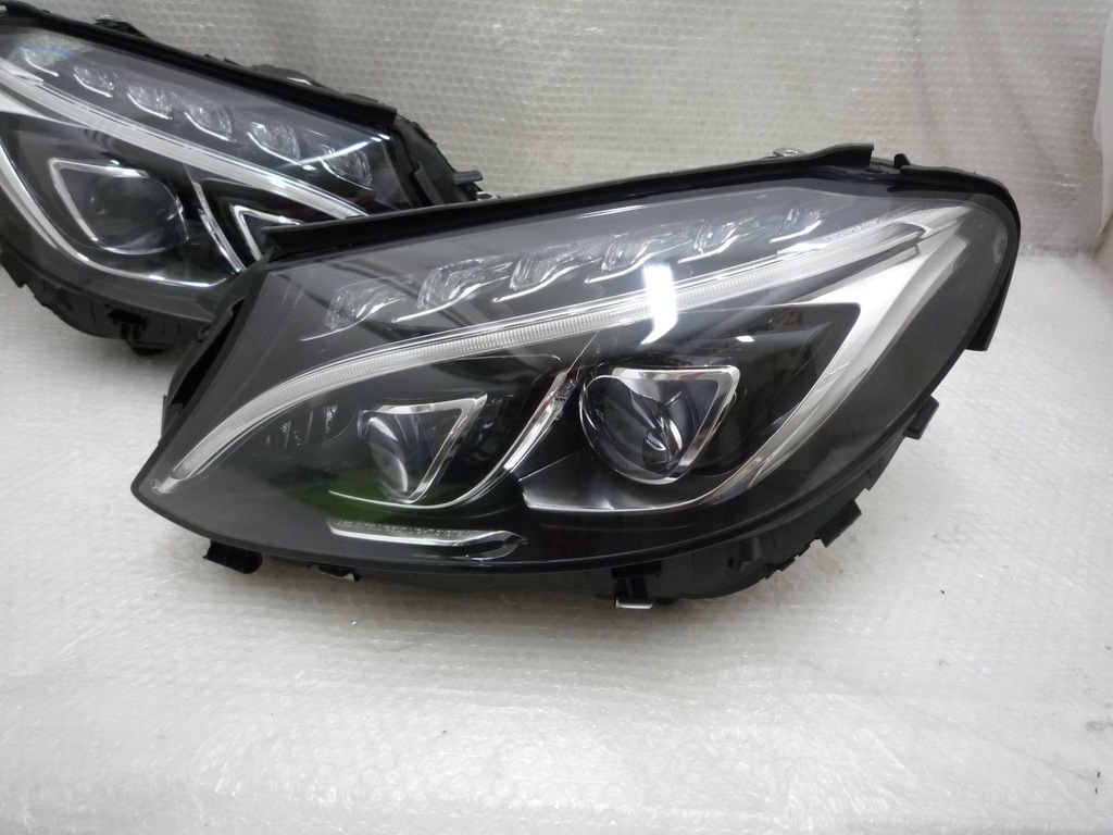 Mercedes Clasa C W205 Lămpi Full Led Stânga Dreapta Product image