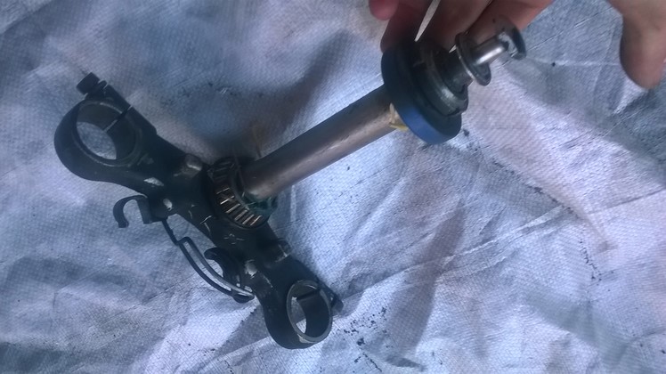SUZUKI GS 500 SET SCAUNE SUSPENSIE RAFT INFERIT Product image