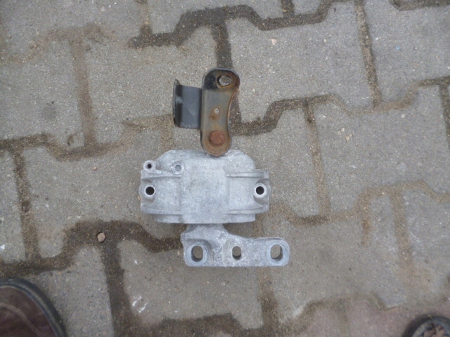 SUPORT MOTOR PAW DREAPTA GOLF V TOURAN 1.9 TDI Product image