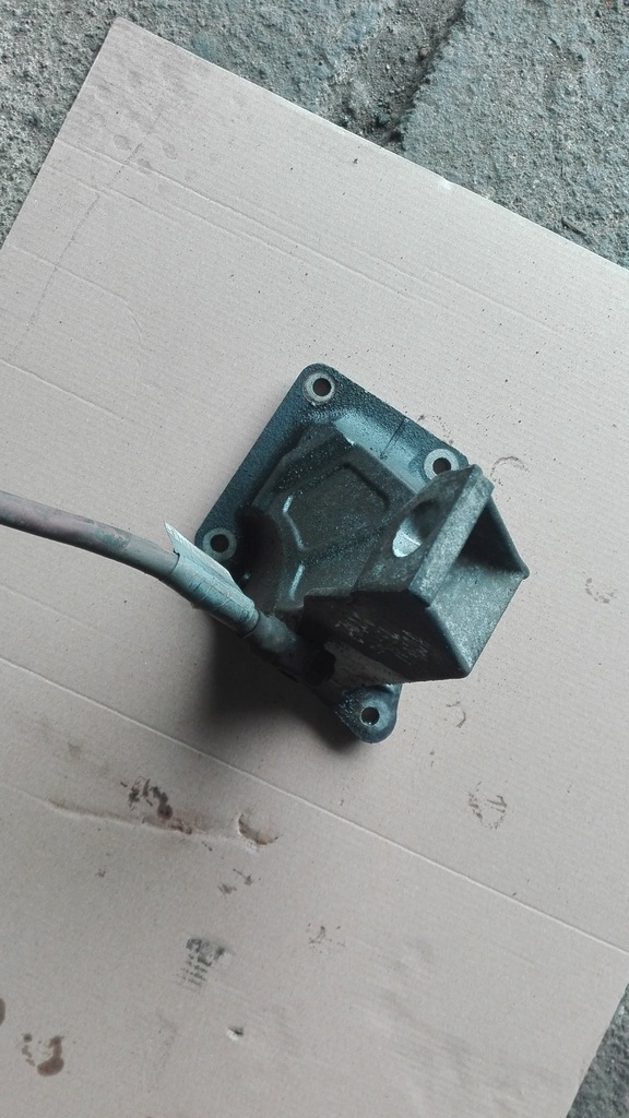 SUPORT MOTOR BMW E46 ŁAPA, DREAPTA, DIESEL 320D Product image