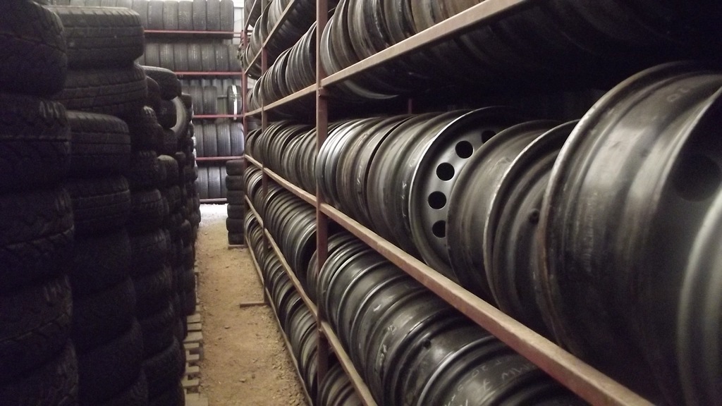 ANVELOPE UZATE 215/60R17 C MONTAJ GOODYEAR W-WA Product image