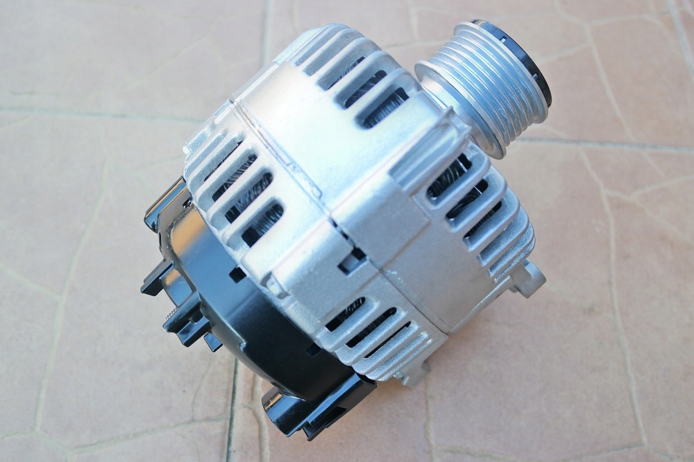 ALTERNATOR VW GOLF 4 IV POLO BORA SHARAN 1.9 TDI Product image
