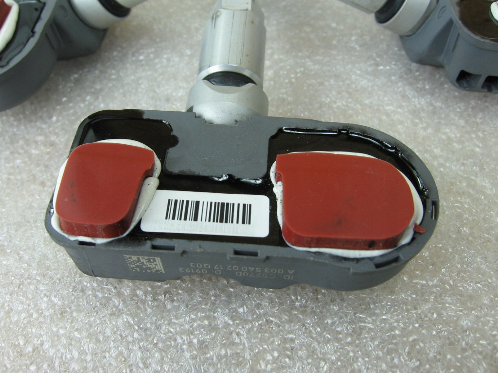 SENSORI DE PRESIUNE TPMS MERCEDES A0035400217 Q03 Product image