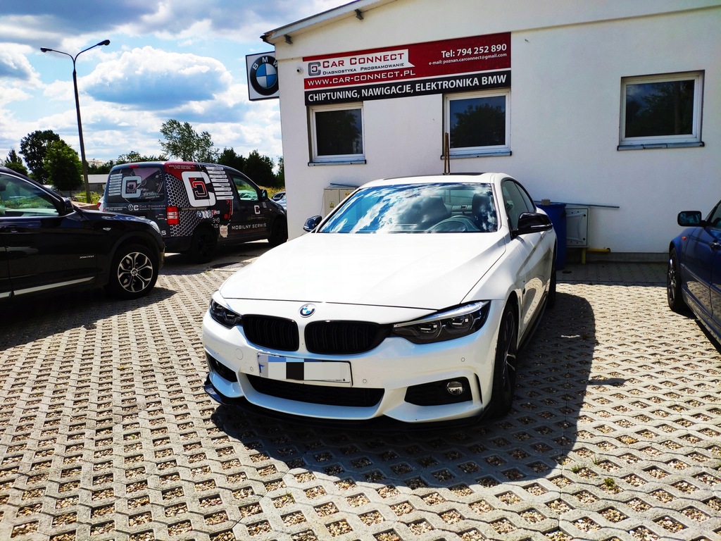 Senzor radar de unghi mort și de bandă cu rază scurtă de acțiune BMW G30 5A2B4D7 Product image