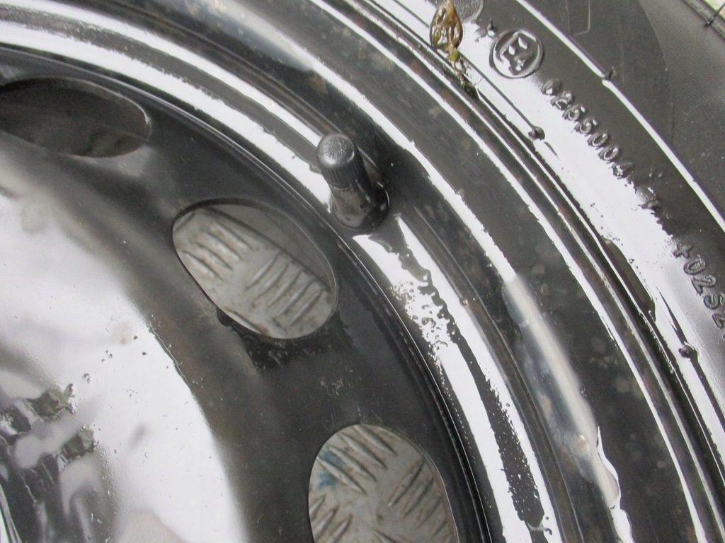 roată de rezervă de schimb 5Q0601027A R16 M+S ET46 Product image