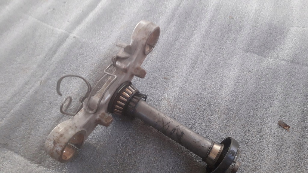 SUZUKI GS 500 SET SCAUNE SUSPENSIE RAFT INFERIT Product image