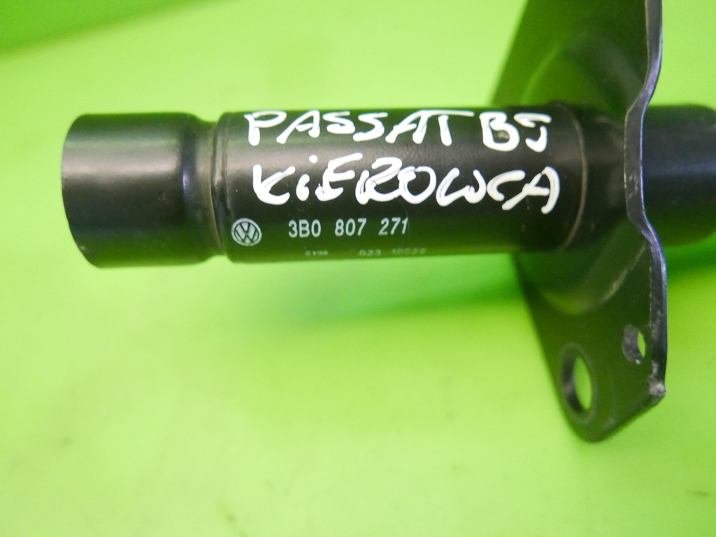 ZONA DE strivire BARA FATA STANGA VW PASSAT B5 96-00 Product image