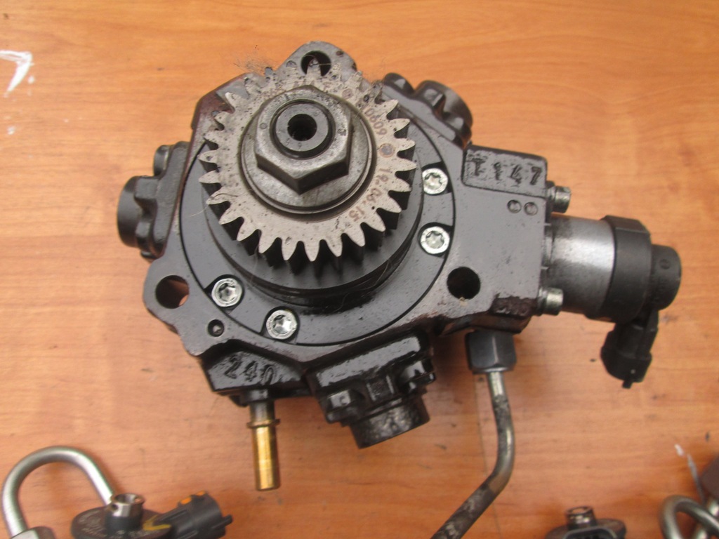 TUBA INJECTOR RENAULT 1.6 DCI 0445110414 Product image