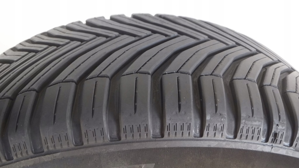 ANVELOPE MICHELIN CROSSCLIMATE SUV 235/60/17 106V Product image