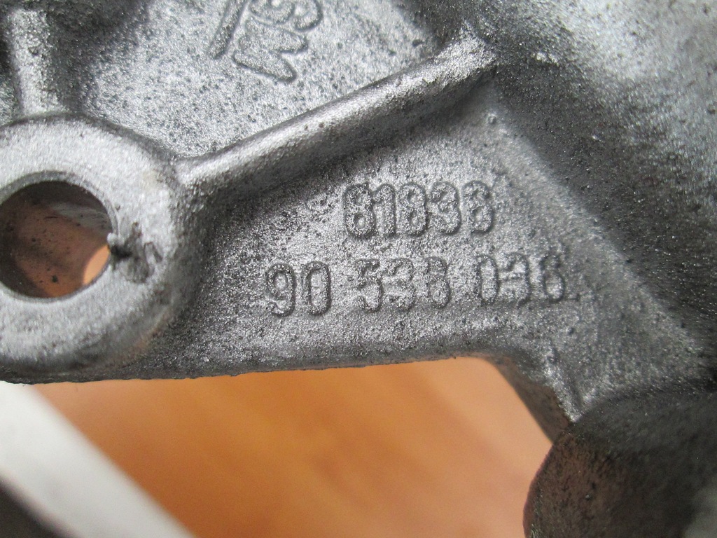POMPA ULEI OPEL 1.8 16V Z18XE VECTRA 90536036 Product image