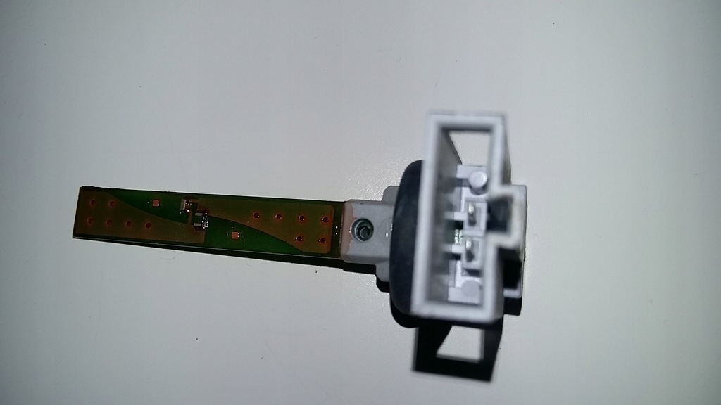 SENSOR DE TEMPERATURA VW PASSAT B6 2.0 TDI 4B0820539 Product image