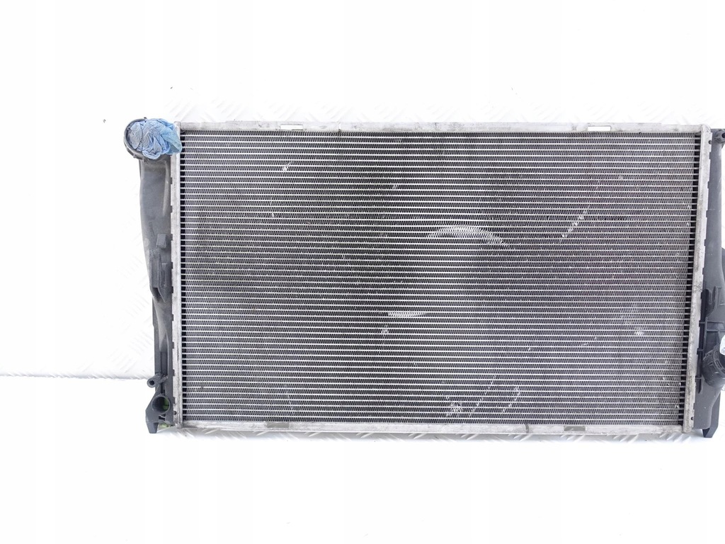 BMW E92 E93 E82 E88 35i RADIATOR APA 754570908 Product image