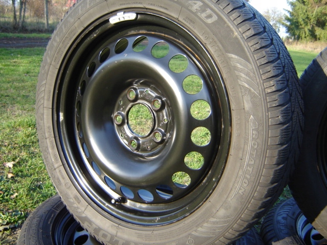 ROȚI DE IARNĂ MERCEDES A 176 B 246 CLA 117 16 TPMS Product image