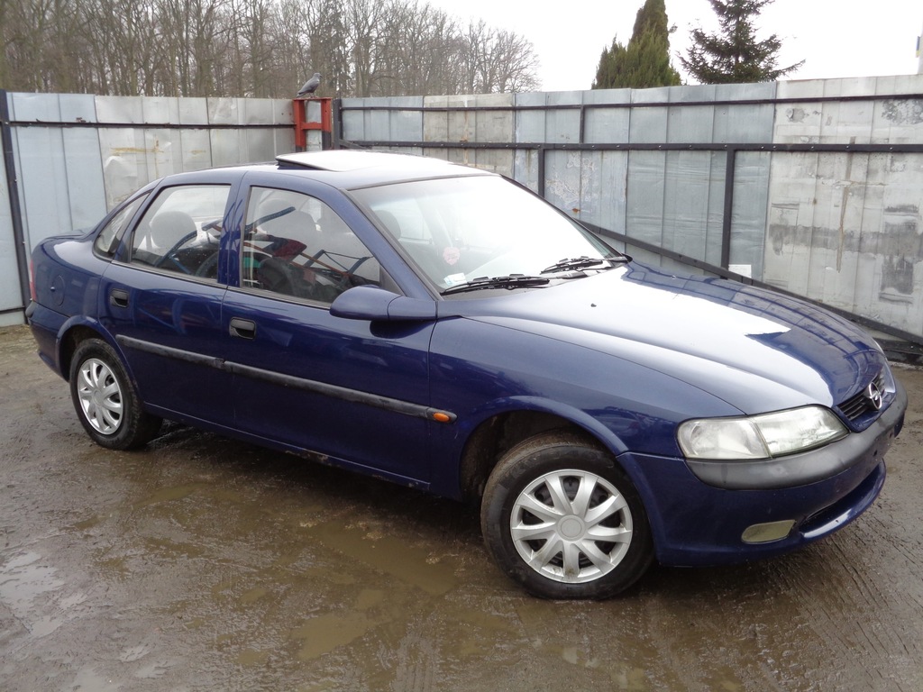 CARCASA TERMOSTAT 90501081 OPEL VECTRA B 1.8 16V Product image