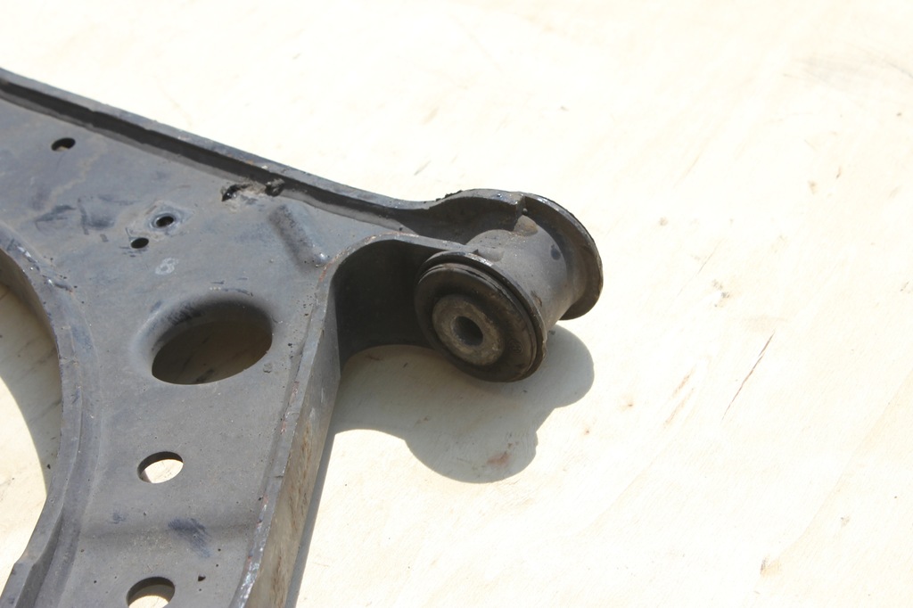 Triunghi fata stanga VwAG 1K0407189E Product image