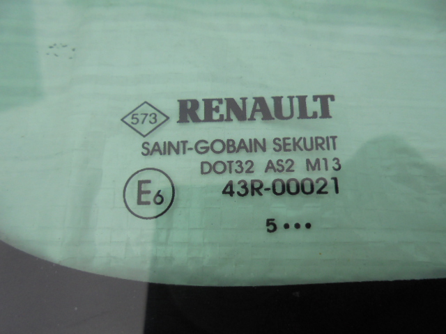 RENAULT MEGANE II 3D GEAM UȘĂ SPATE STANGA 2005 Product image