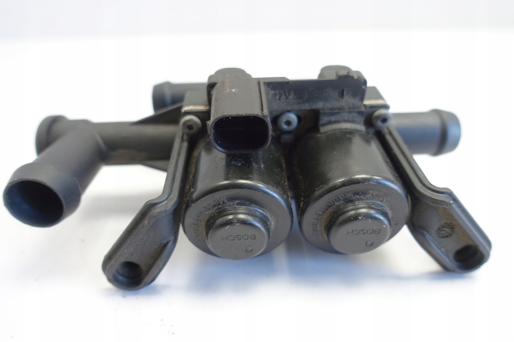 BMW F10 535 3.0 și apă 1147412 FLUID SONOID VALVE Product image