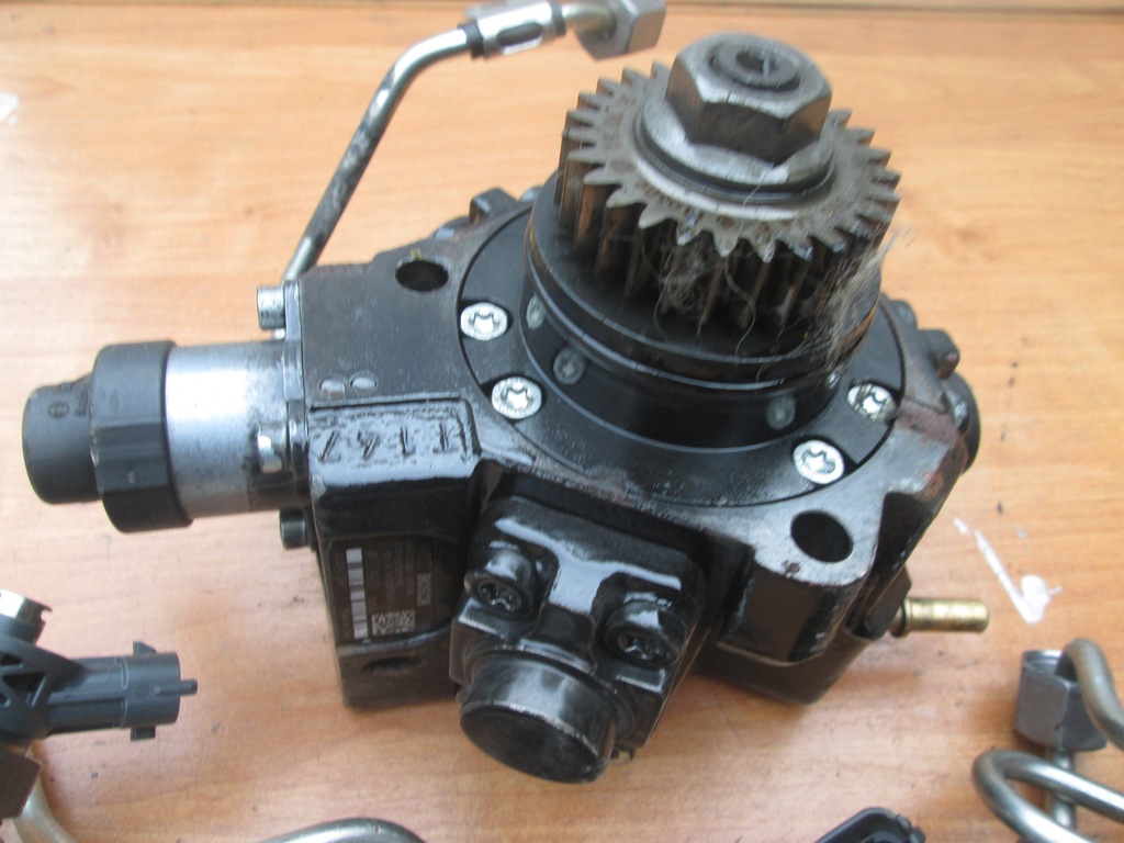 TUBA INJECTOR RENAULT 1.6 DCI 0445110414 Product image