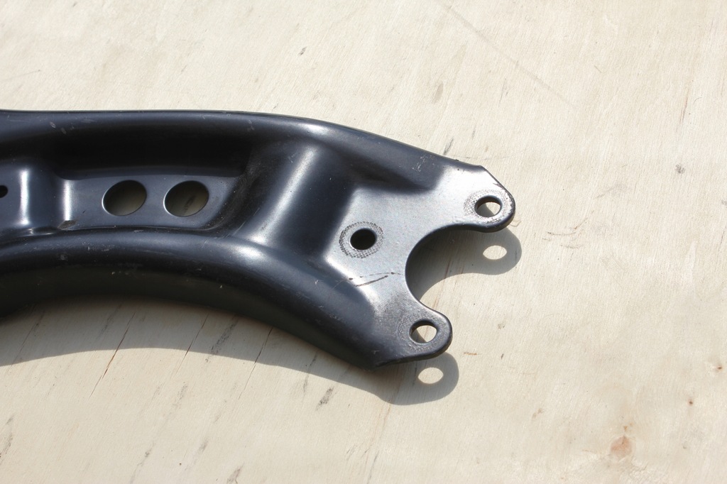 Brat transversal dreapta fata VwAG 1K0407166C Product image