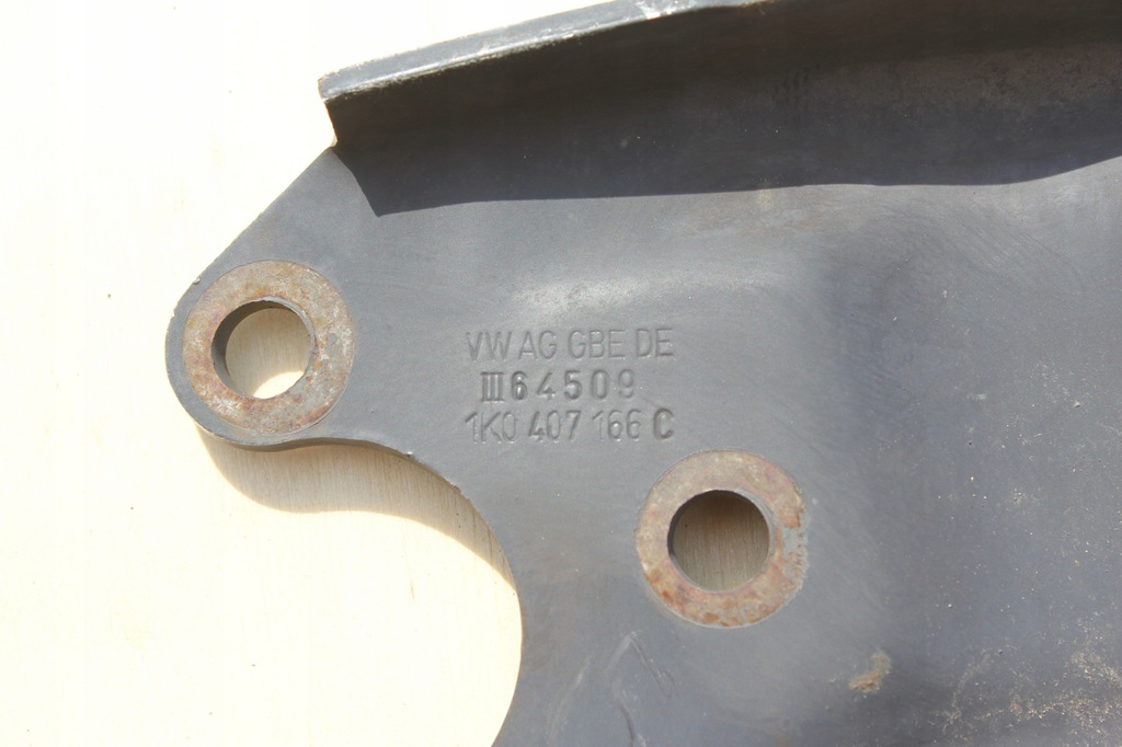 Brat transversal dreapta fata VwAG 1K0407166C Product image