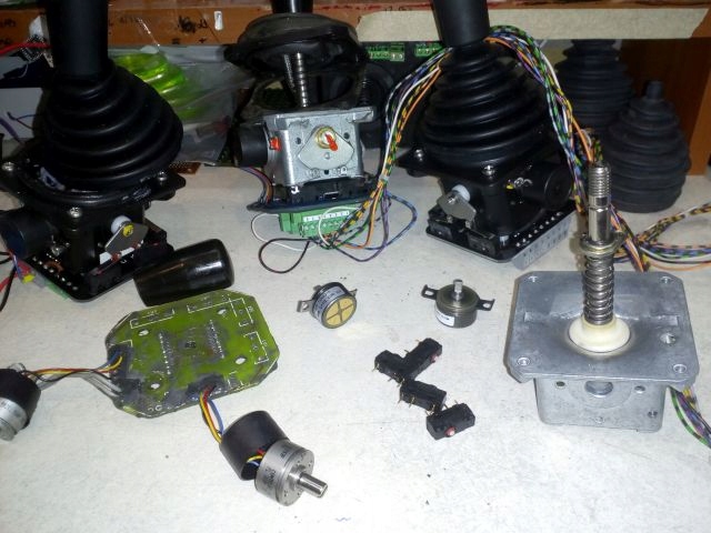 Joystick WUMAG = reparație = 600 PLN brut Product image