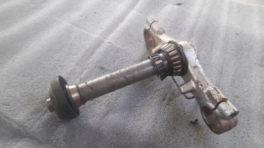 SUZUKI GS 500 SET SCAUNE SUSPENSIE RAFT INFERIT Product image
