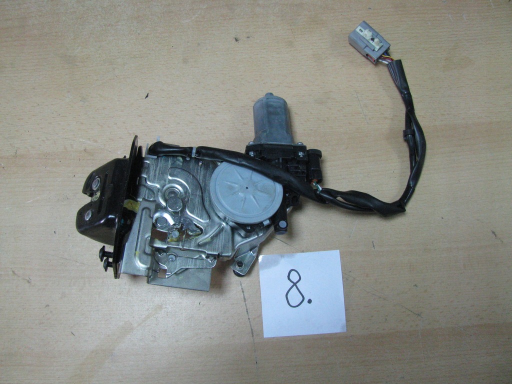BLOCARE CAPAC portbagaj FORD KUGA MK2 D7661372B Product image