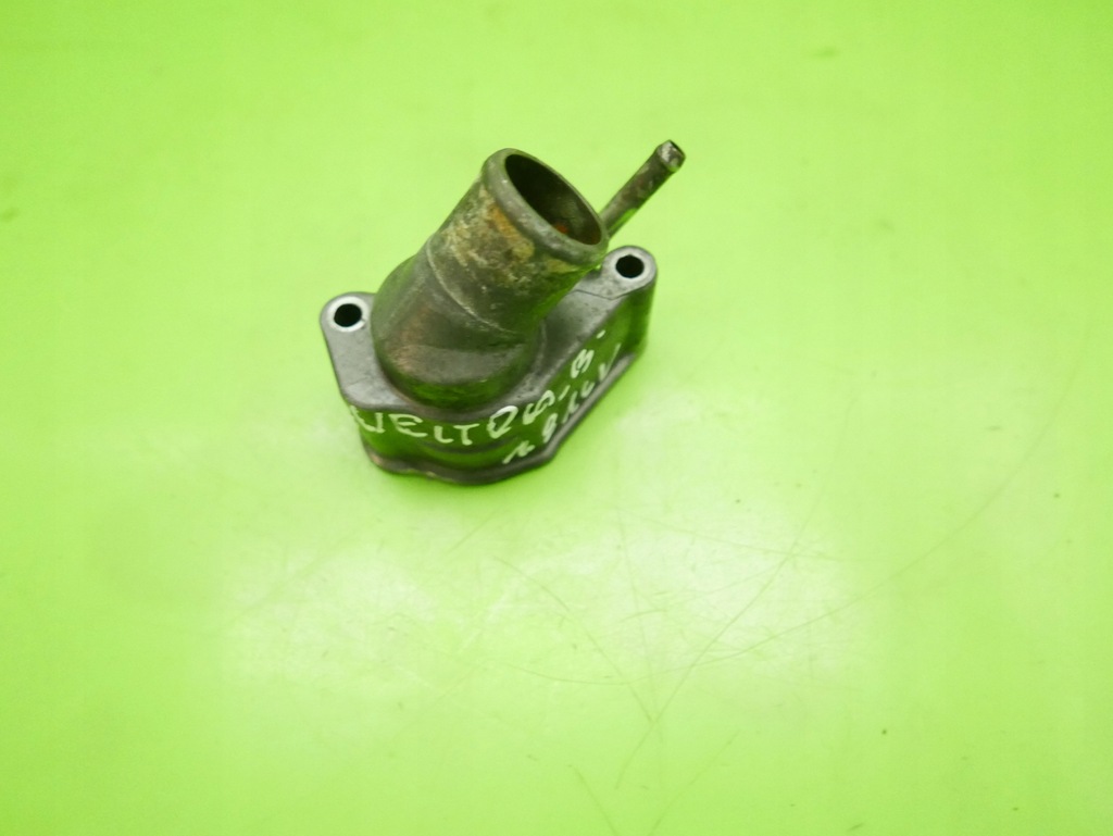 CARCASA TERMOSTAT 90501081 OPEL VECTRA B 1.8 16V Product image