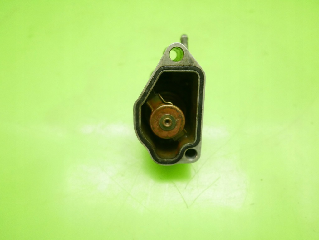 CARCASA TERMOSTAT 90501081 OPEL VECTRA B 1.8 16V Product image