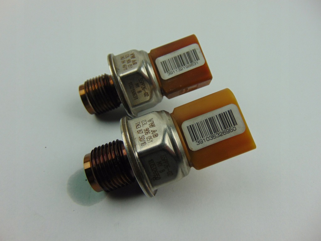 Senzor presiune combustibil supapa 03L906051 2.0TDI Product image