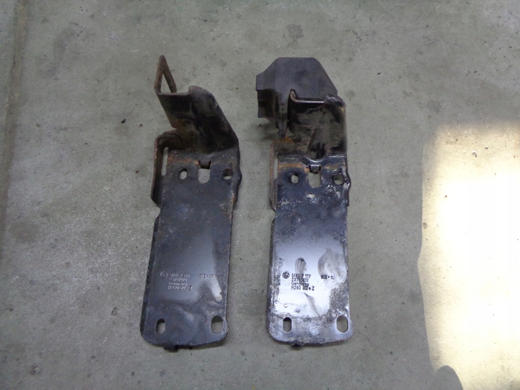 Bmw E87 E90 placă radiator montare dreapta Product image