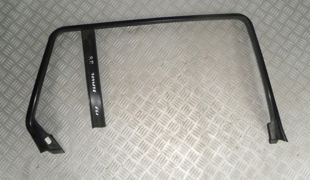 BMW E61 break cadru benzi capac usi spate dreapta Product image