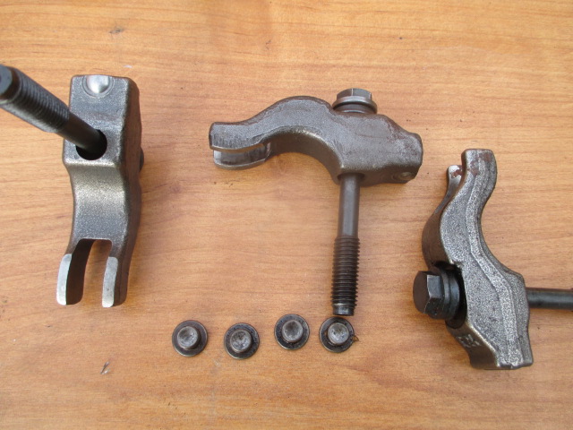 OPEL 1.7 CDTI ASTRA H J MERIVA SUPORT INJECTOR AMORTIzor PESTKA 1buc Product image