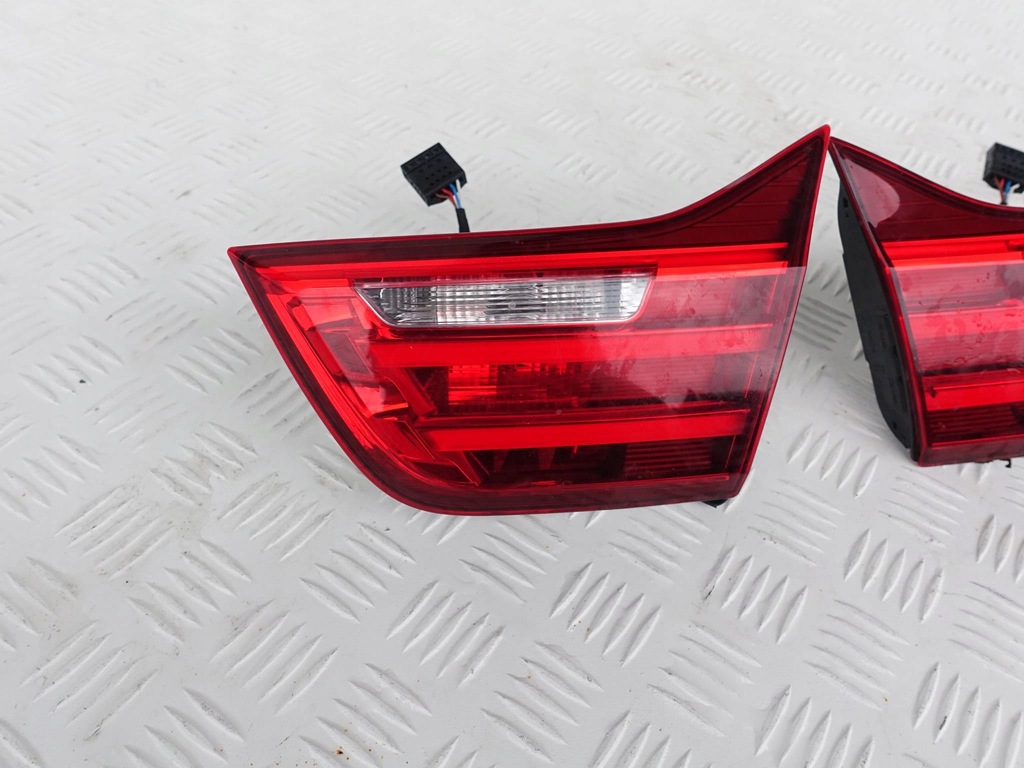 LAMPĂ SPATE BMW M4 F82 M-POWER LED ÎN FLAP L SAU R Product image