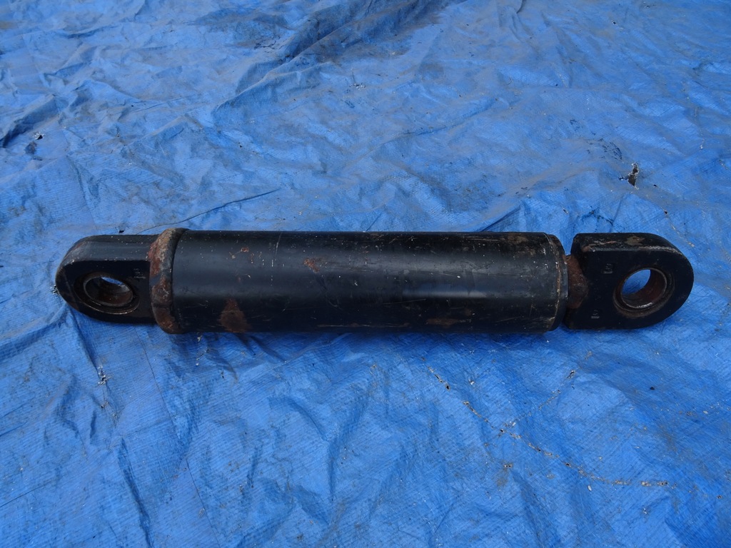 CILINDRU HIDRAULIC, PISTON MASIV DUPĂ FAȚĂ, 5CM Product image
