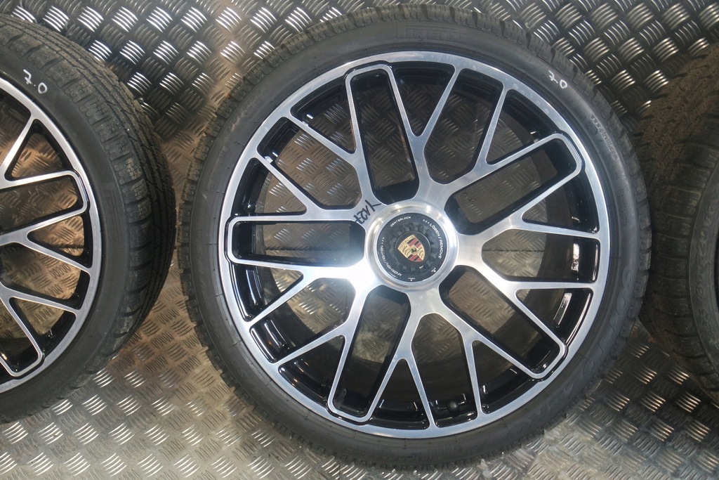 JANTE ALIA PERFECTE WINTER PORSCHE 991 20'' Y127 Product image