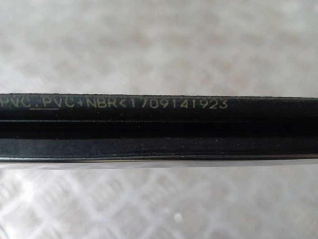 M25 BANDA DE răzuire a ușii Dreapta față MAZDA 3 Product image