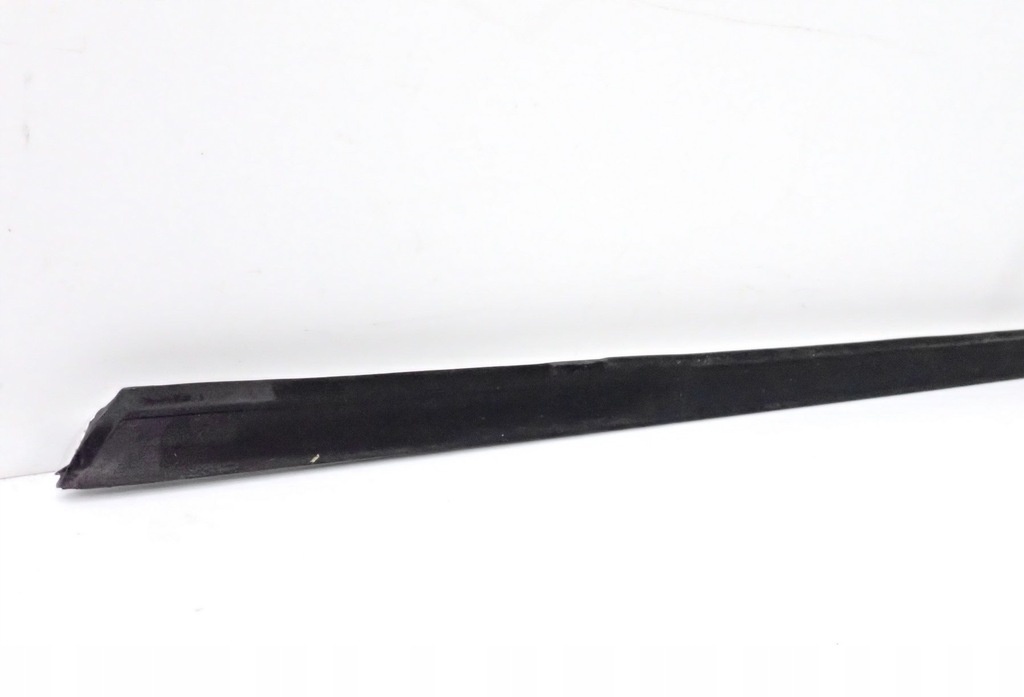 BANDA GEAM A8 S8 STÂNGA SPATE 4D0853767E Product image