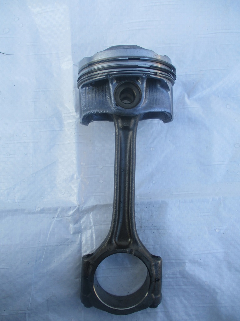 BIELLA PISTON 1.2 THP OPEL ASTRA PEUGEOT 208 308 2008 CITROEN C3 C4 II Product image