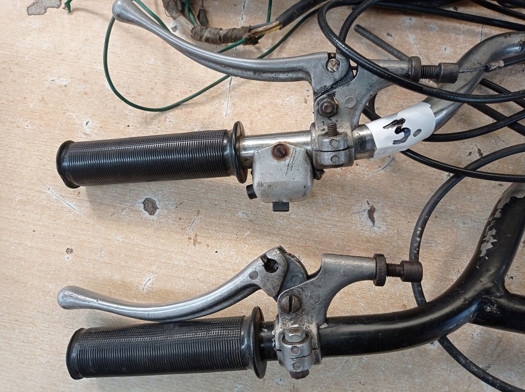 WSK - Păsări - Lelek - volan cu mânere de ușă - 4 bucăți (1,2,3,4) Product image