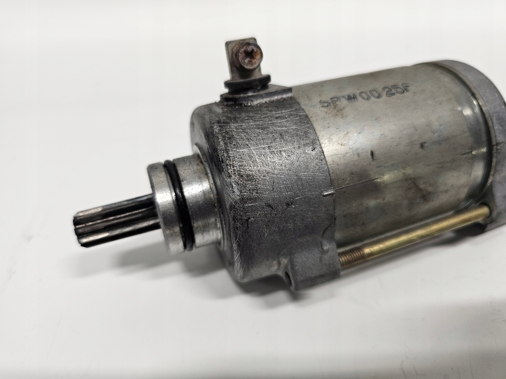 Pornitor motor Yamaha YZF-R1 YZF R1 RN04 00-01 Product image