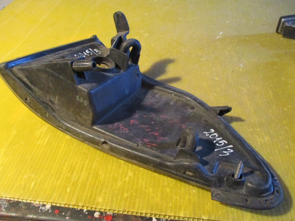 2015/3 LAMPĂ DE SEMNALIZARE, BLICANT DREAPTA FAȚĂ, TOYOTA CARINA E KOITO 20-198 Product image