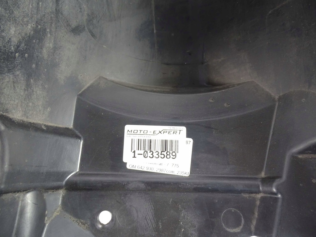 Mercedes W221 CAPAC CARCASA AMORTIZOR STANGA SPATE Product image