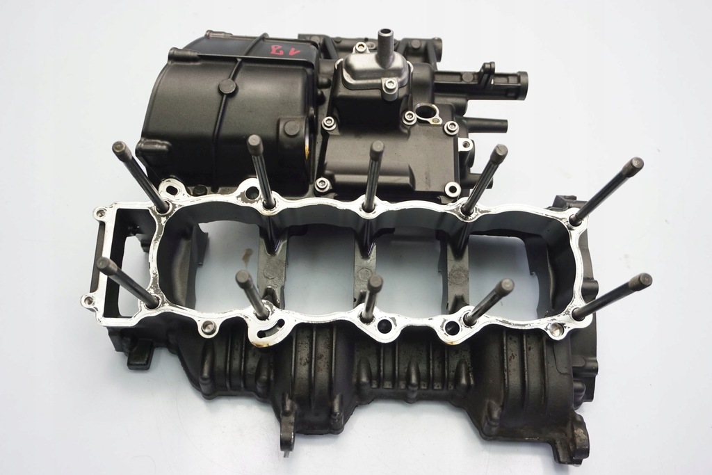 YAMAHA YZF-R1 1000 RN22 09-15 BLOC carter Product image