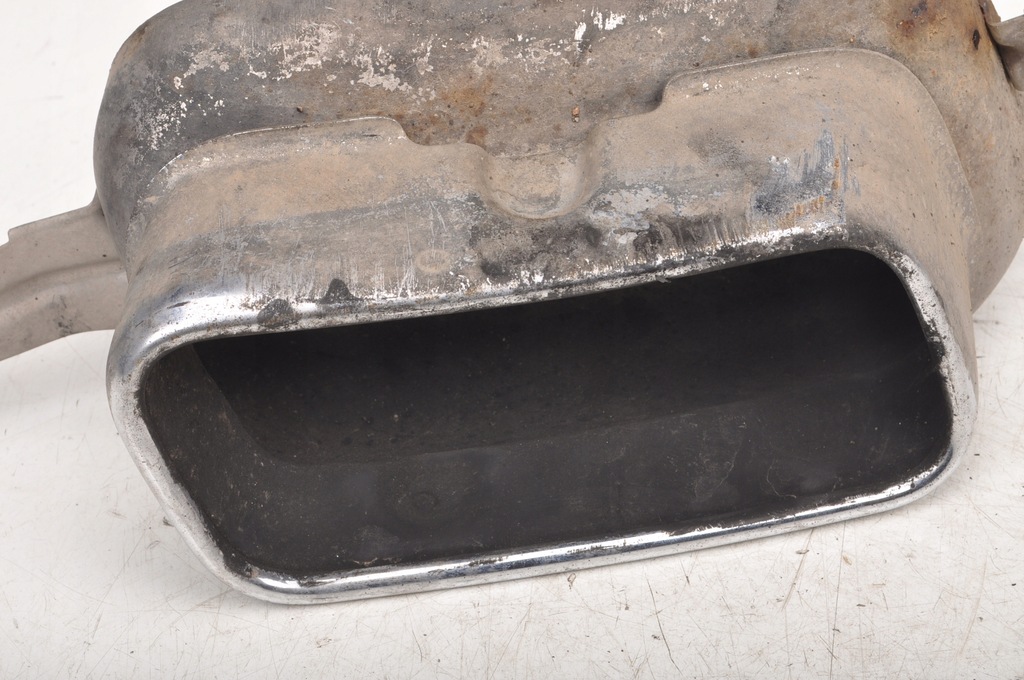 BMW 7 F02 4.4 V8 DIFUSOR STANGA ESCAPAR Product image