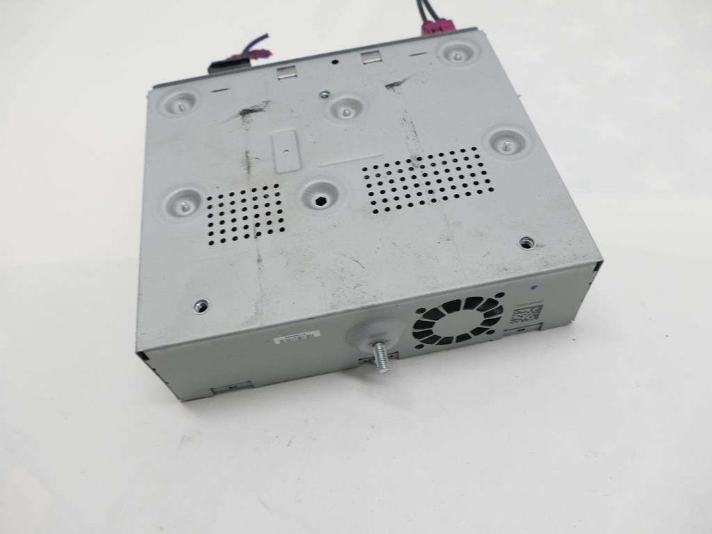 MERCEDES E W212 LIFT AMPLIFICATOR TUNER RADIO W222 Product image