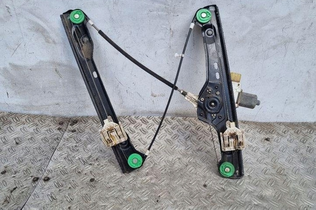 Ridicarea stângă a Winderului stâng BMW 3 Touring (E91) 7060266 2.0L Product image