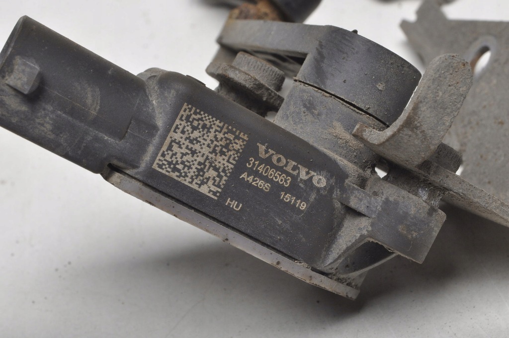 SENSOR DE NIVELARE VOLVO XC90 II XENON 31360330 STÂNGA Product image