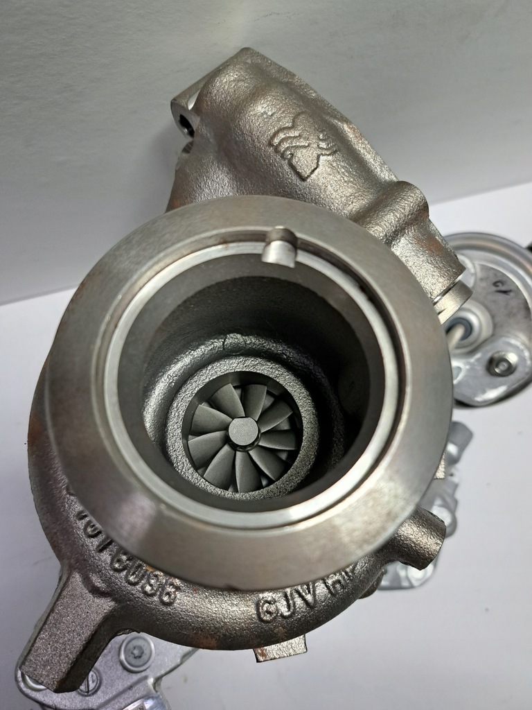 BMW G01 G20 G30 Turbocompresor Turbină 8587540 Product image