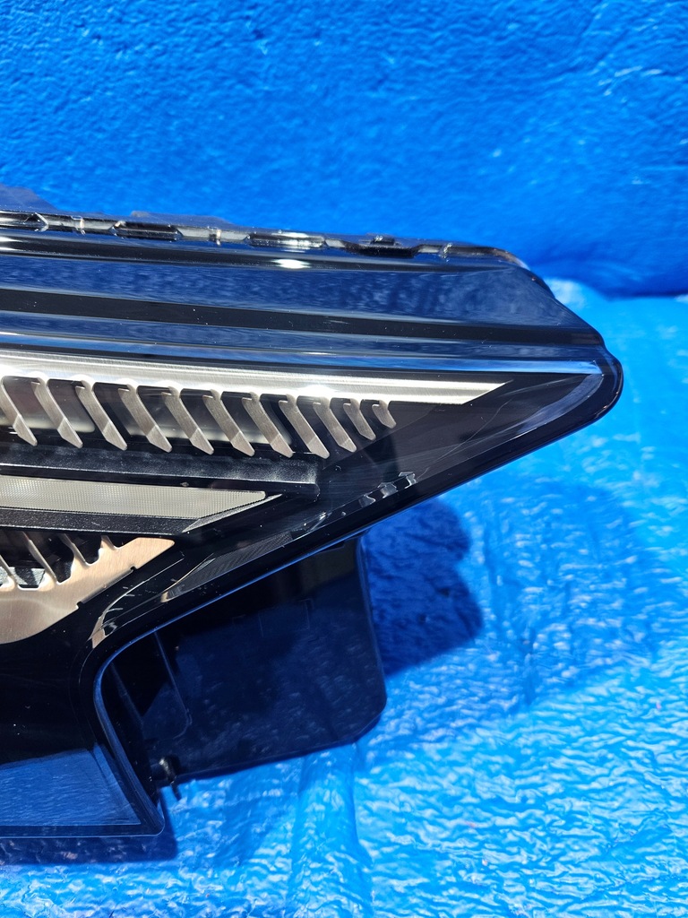 Drept din față Front Drepți Audi Q4 E-tron 89a941036m Product image